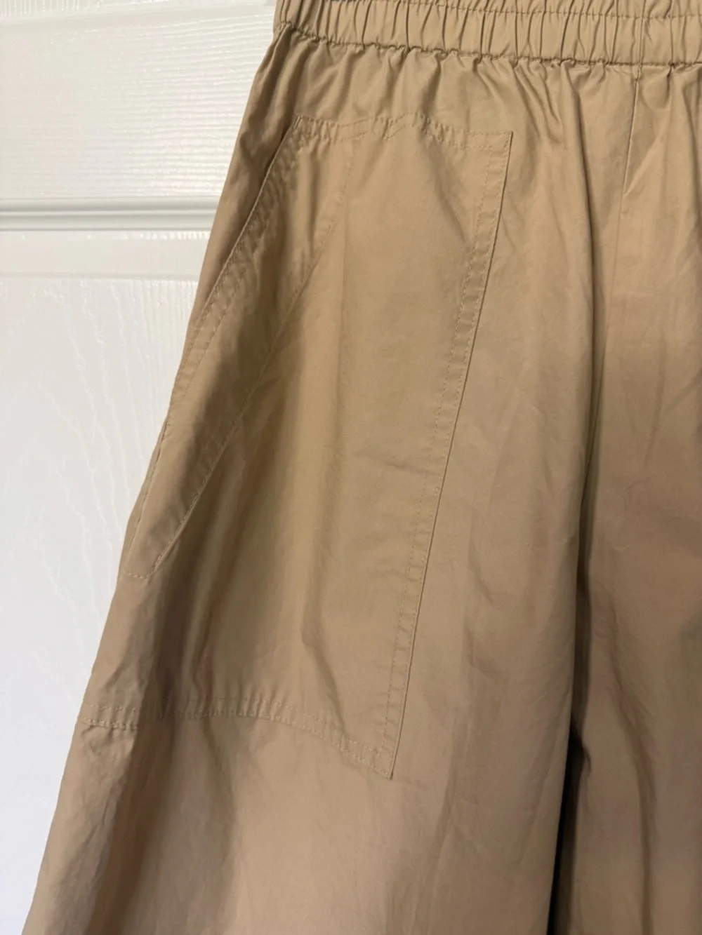 Banana Republic Khaki Wide Leg Drawstring Pants- XS - Picture 3 of 7